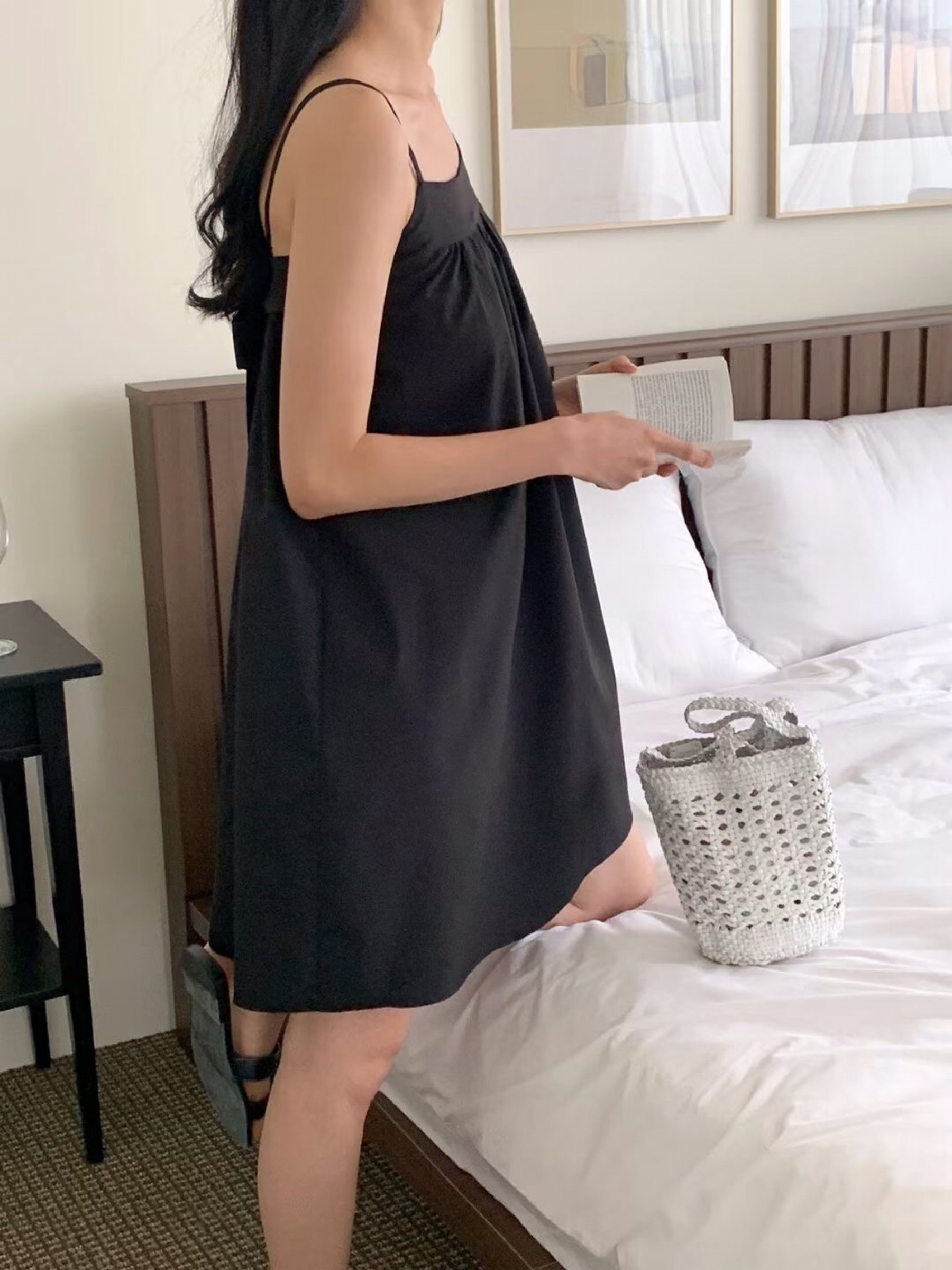 黑色
