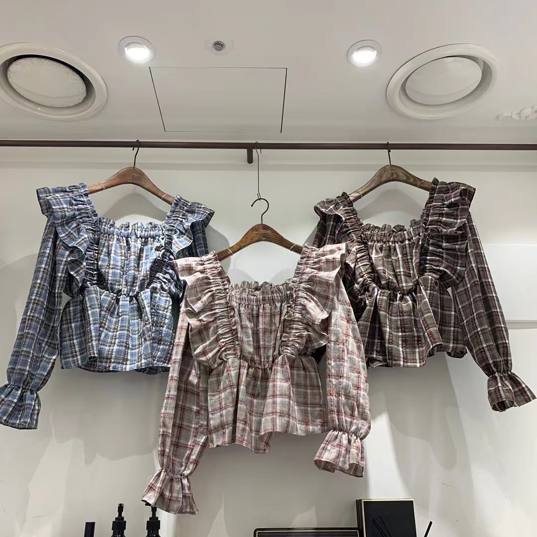 咖啡色