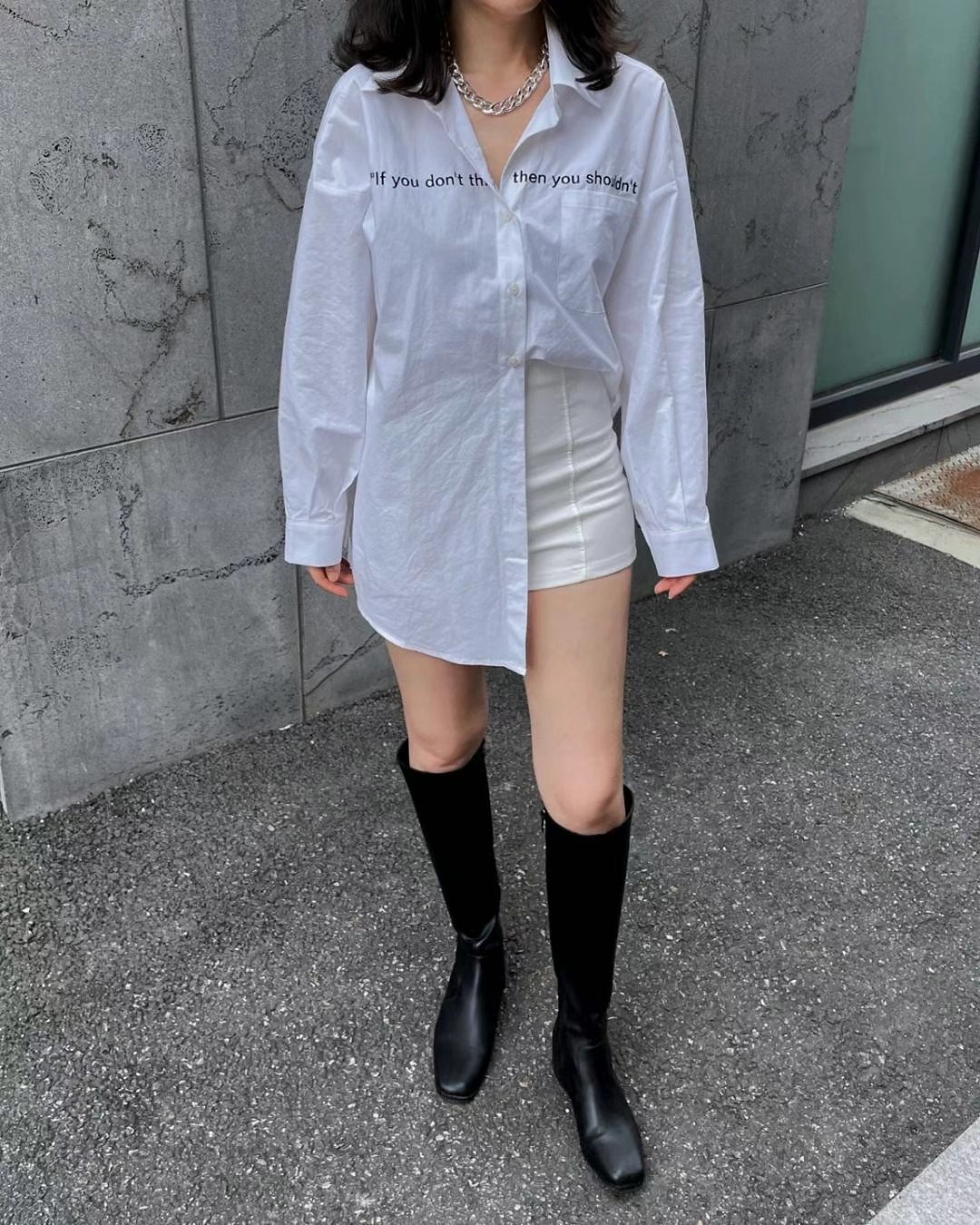 白色