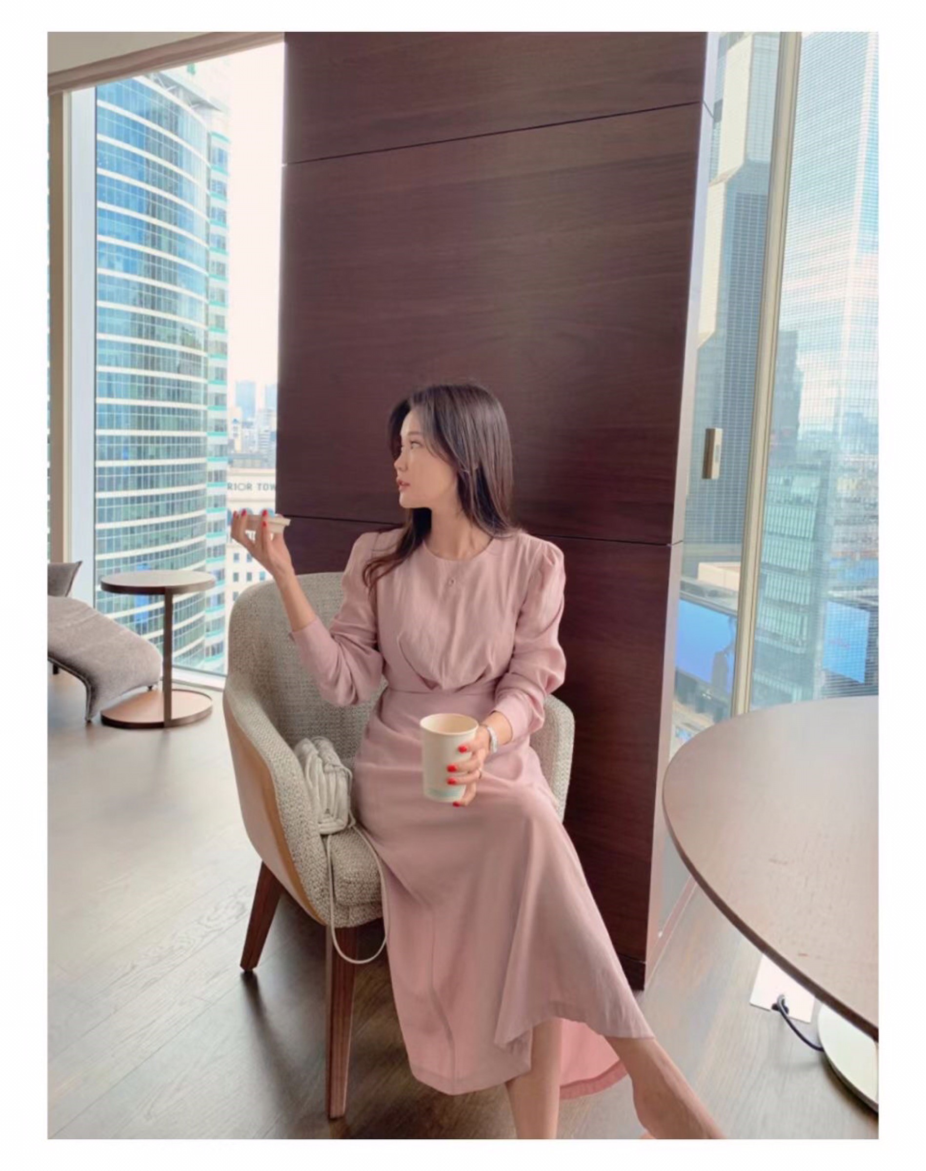 樱桃粉色