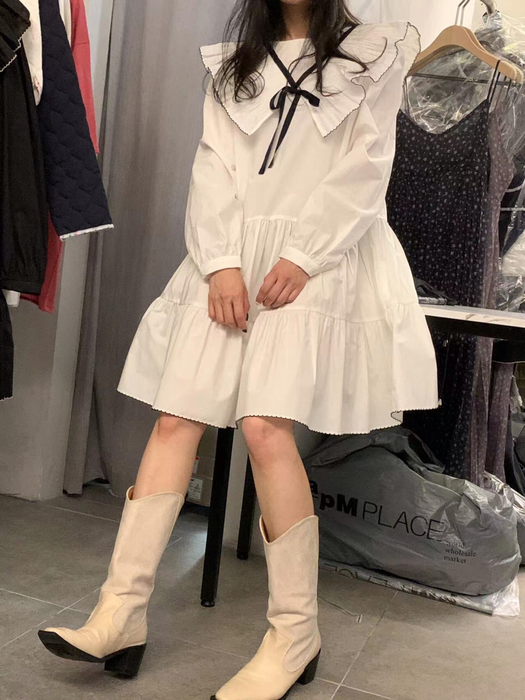 白色