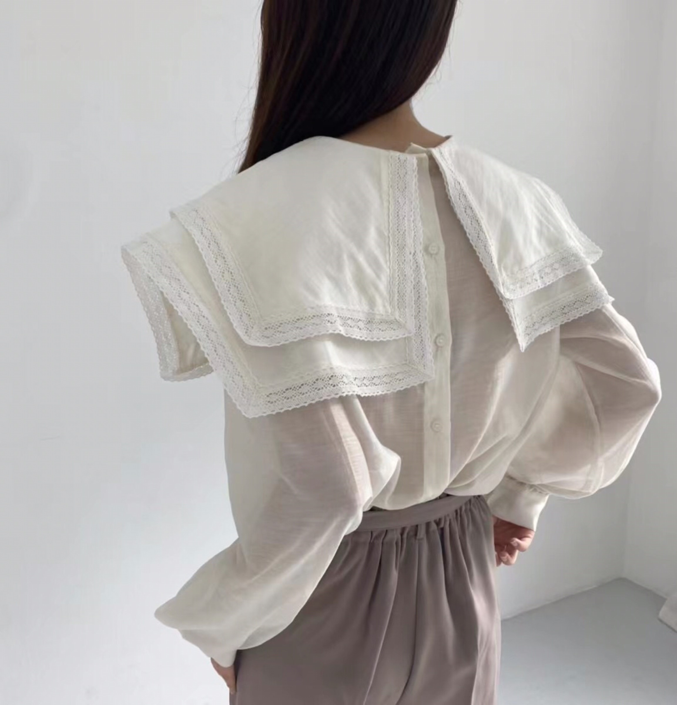 白色