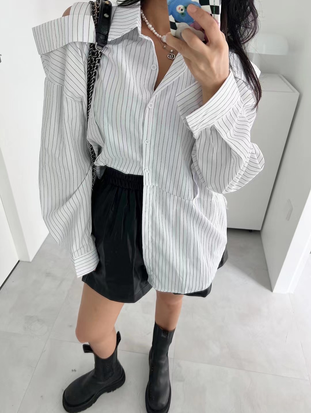 白色