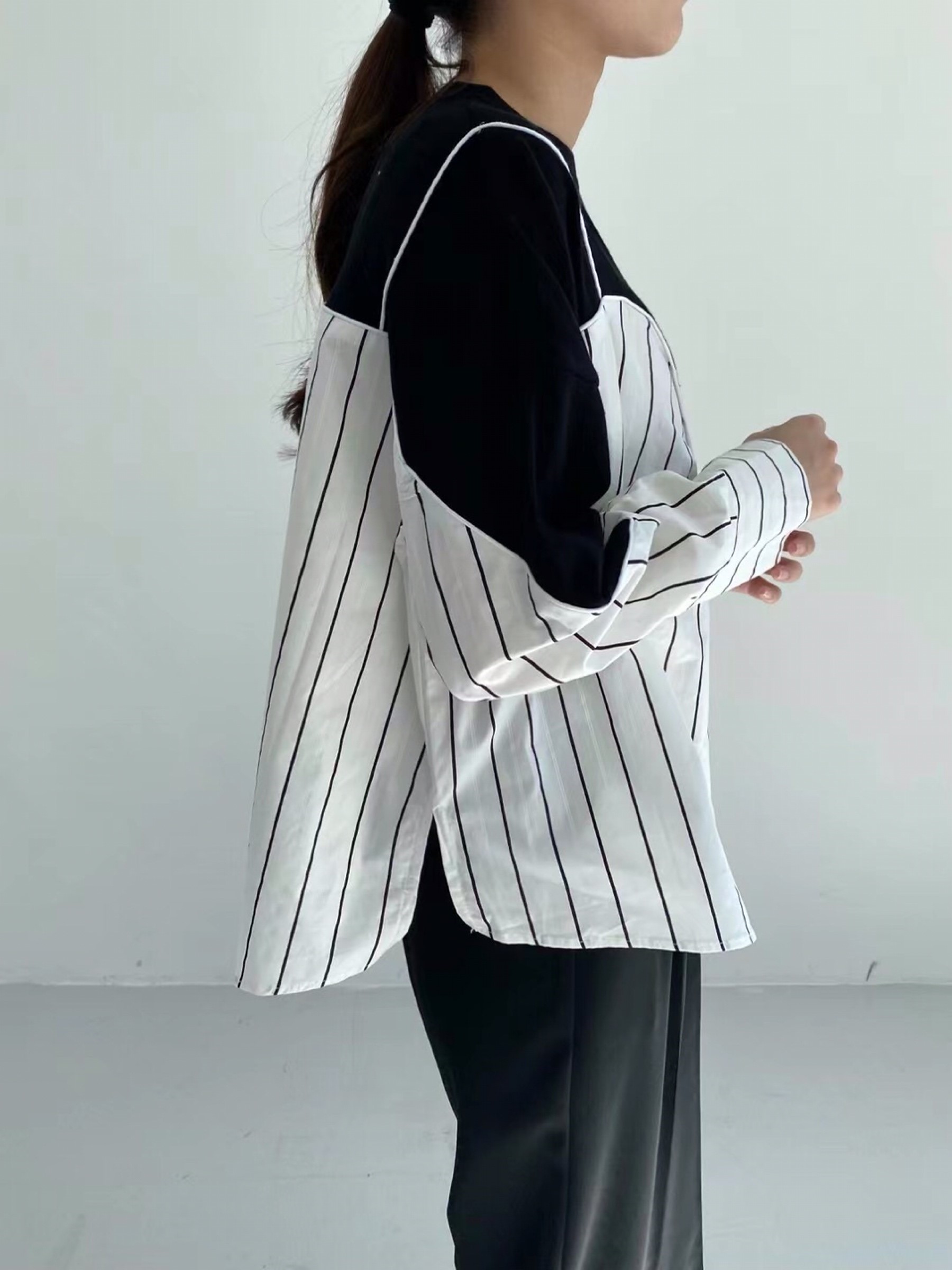 白色