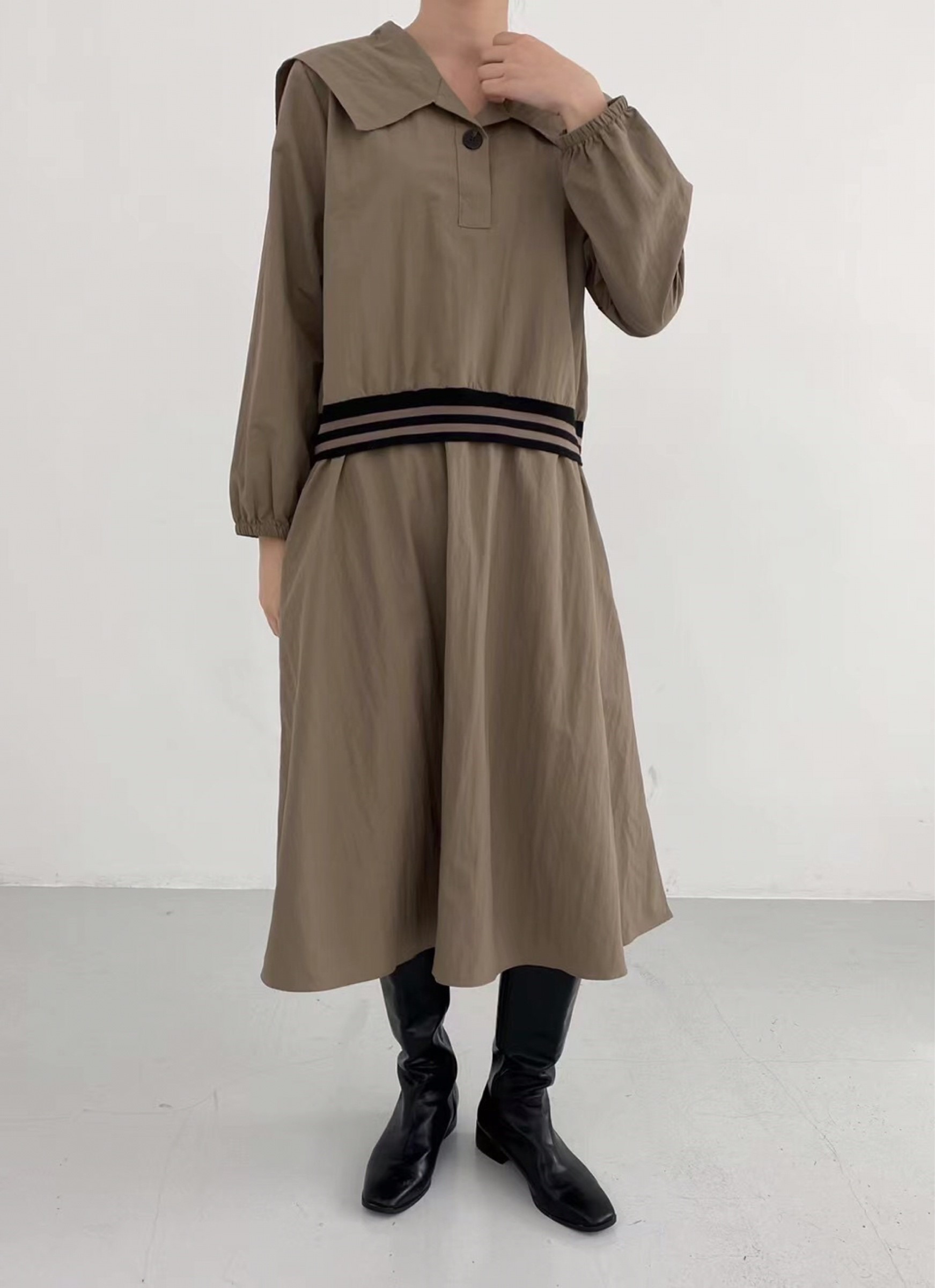 咖啡色