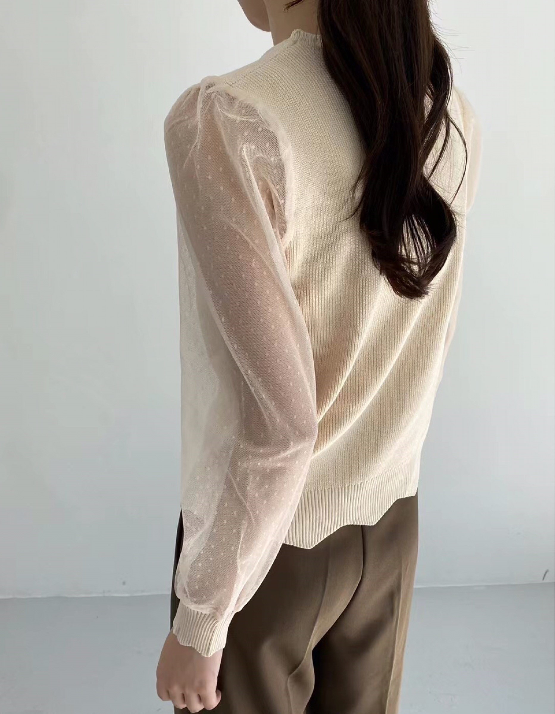 白色