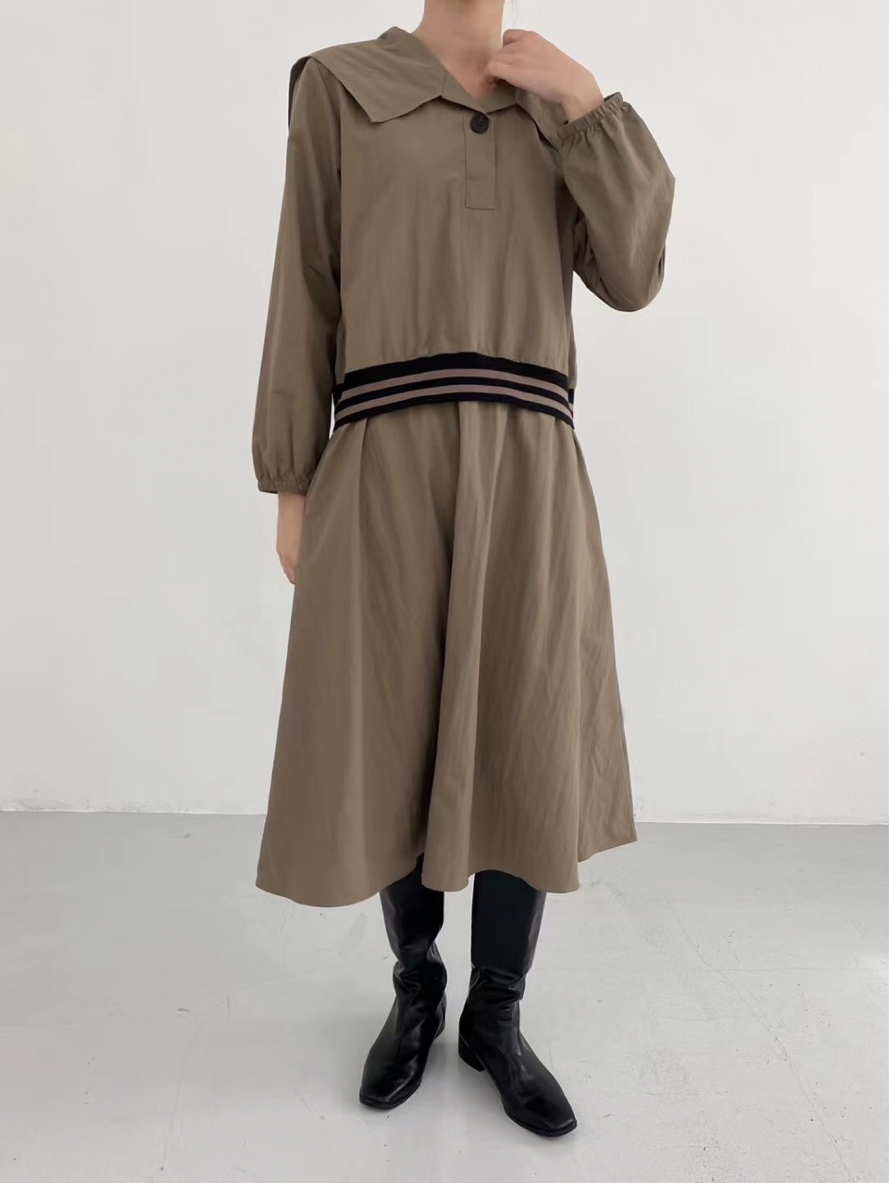咖啡色