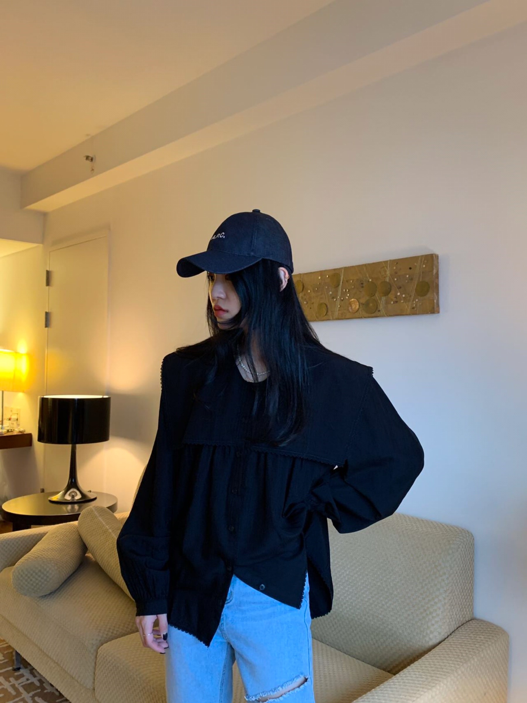 黑色