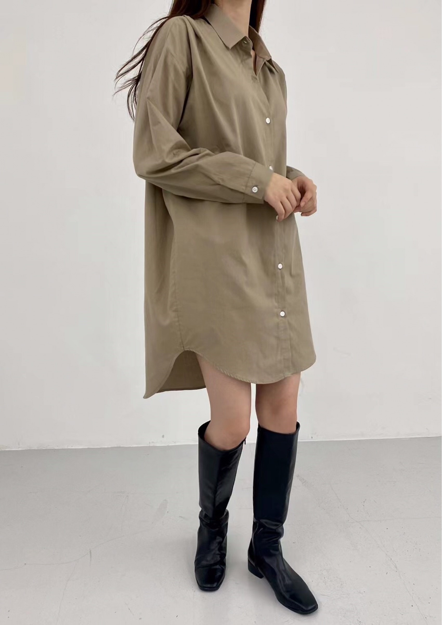 咖啡色