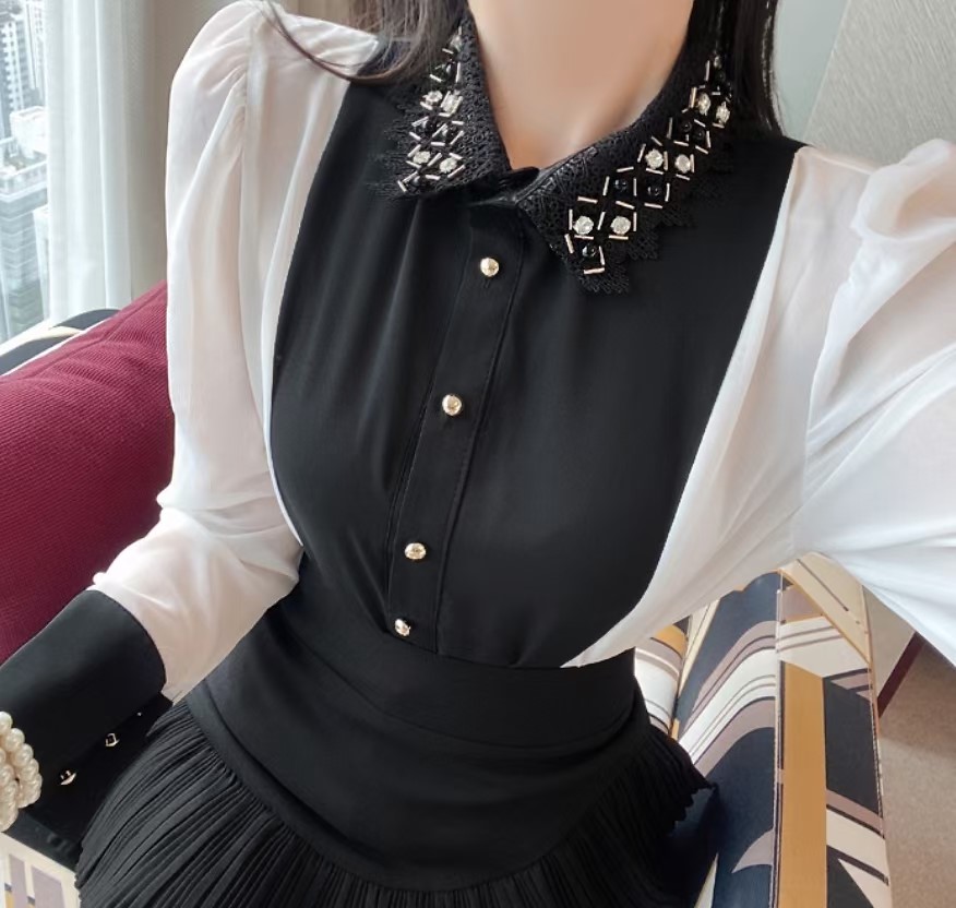 黑色