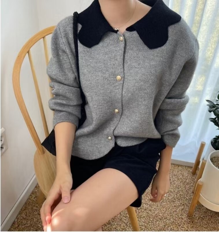 深灰