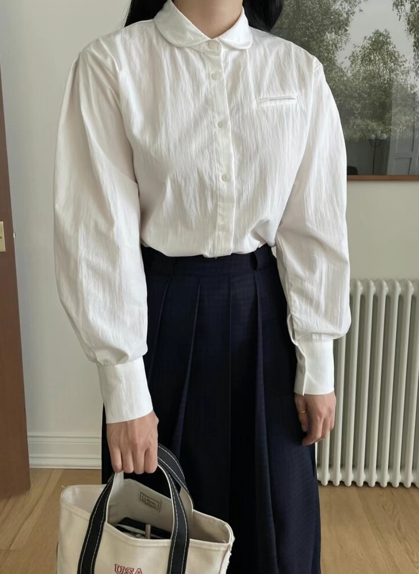 白色