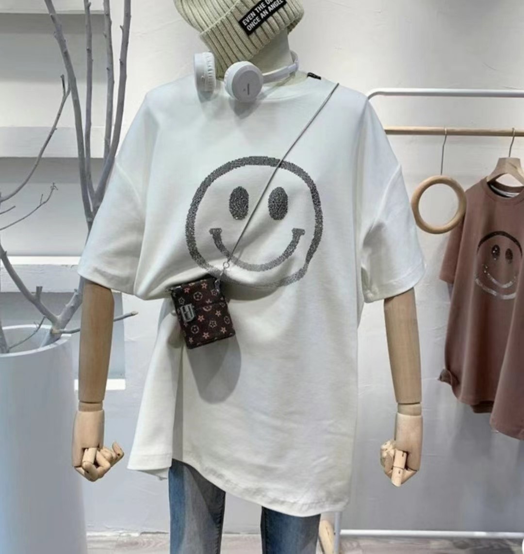 咖啡色