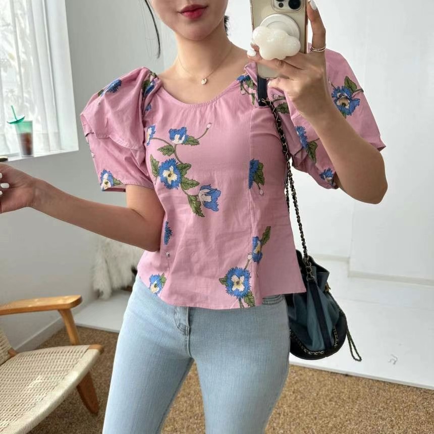 樱桃粉色