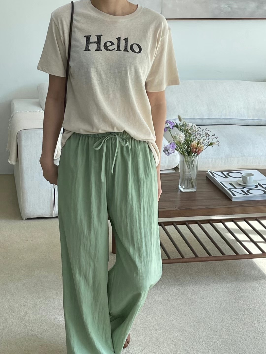 草绿色