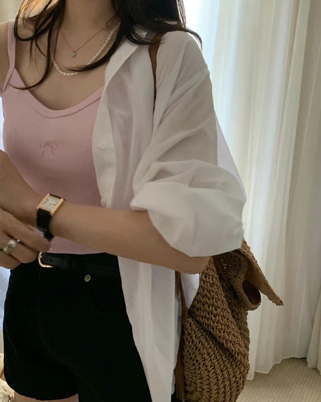 浅粉色