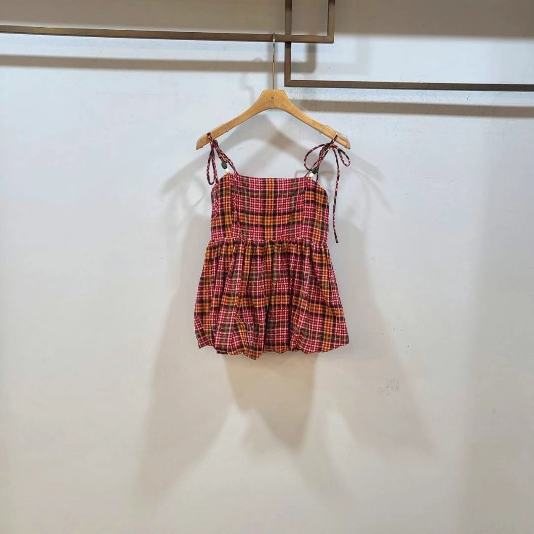 红色