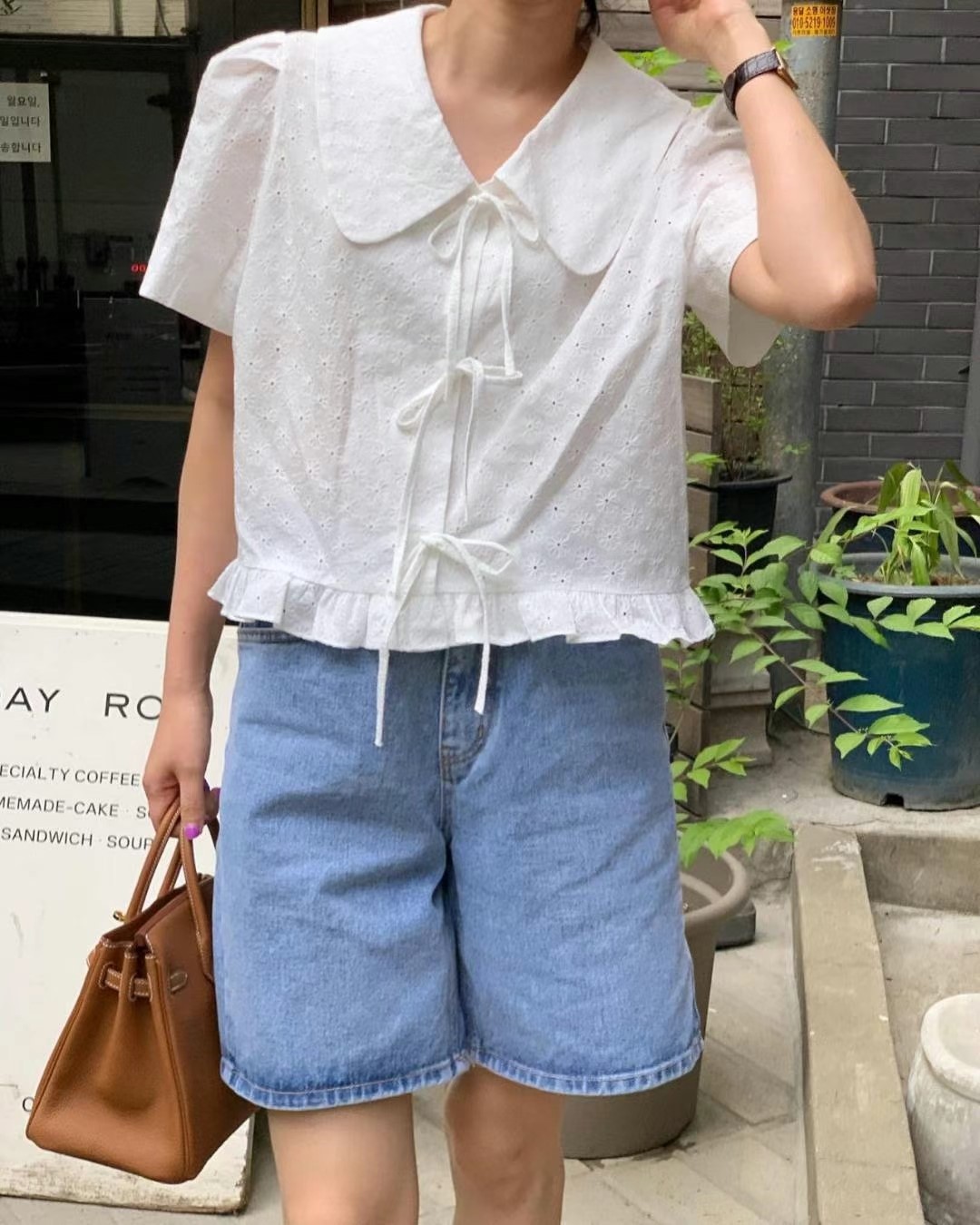白色