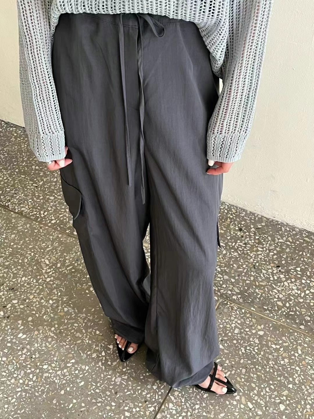 黑色