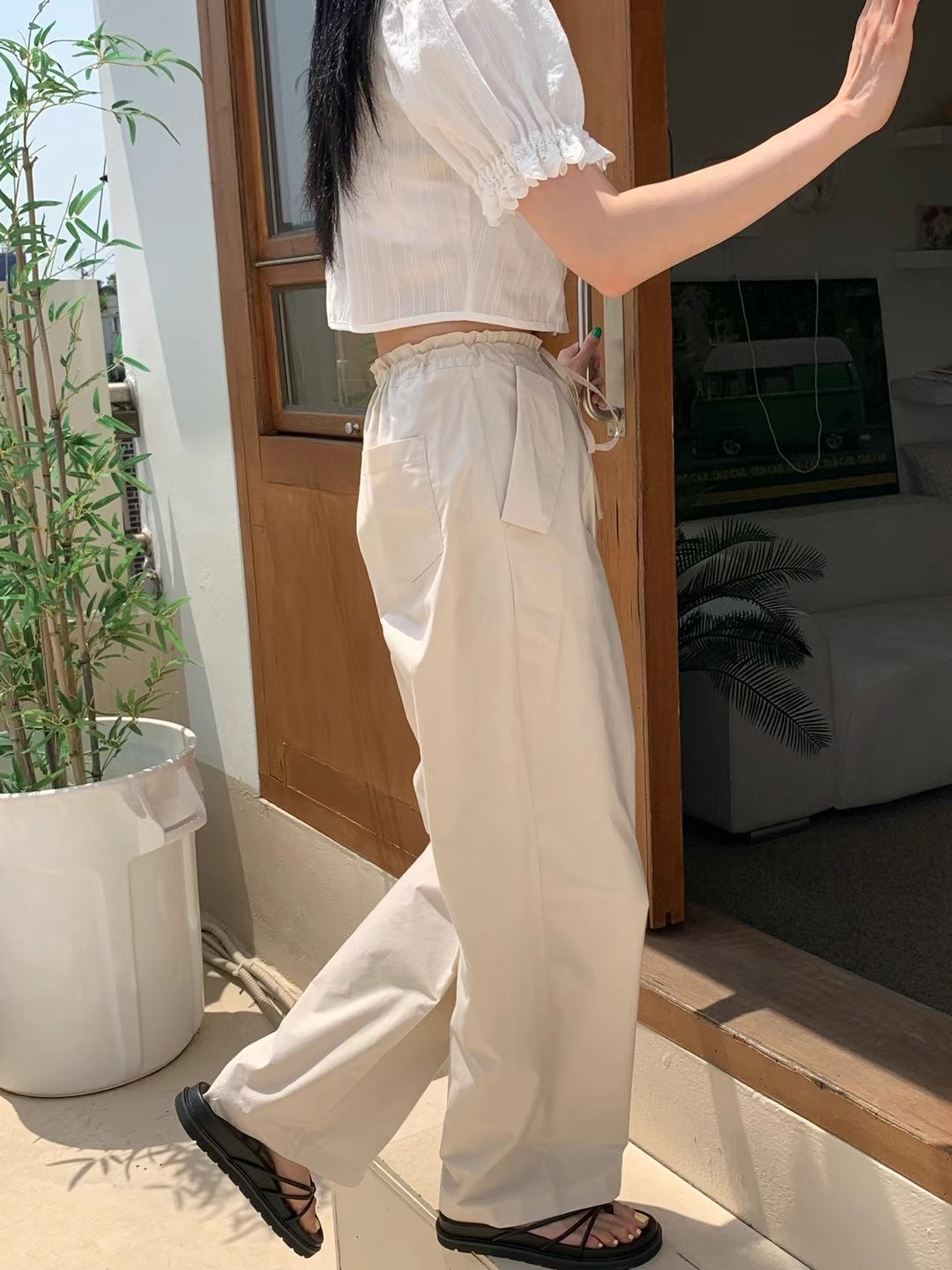 白色