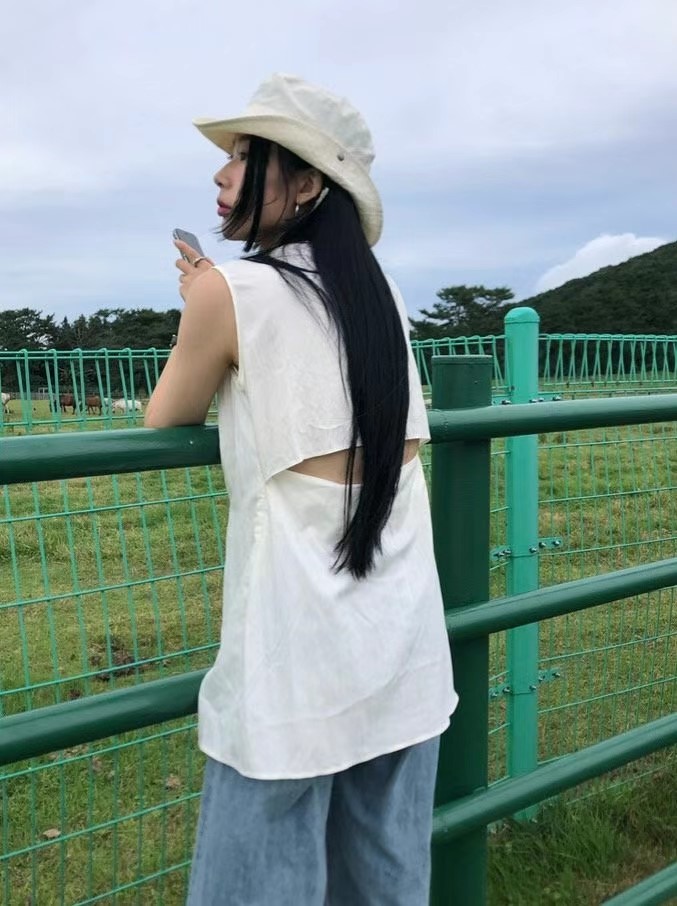 白色