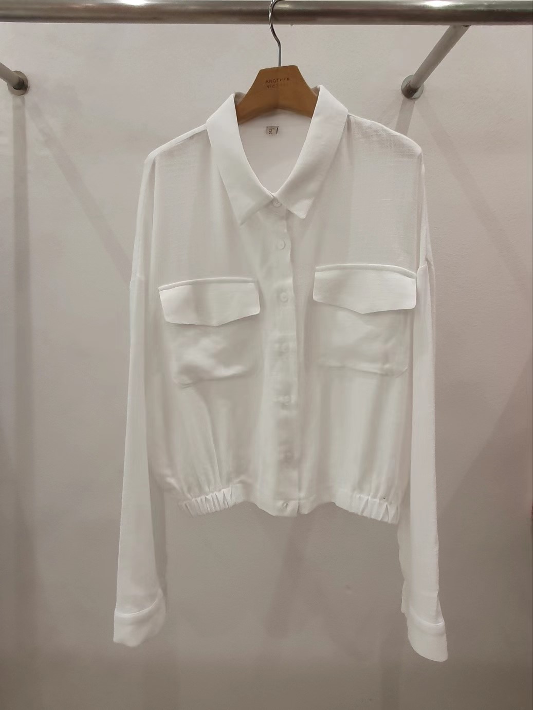 白色