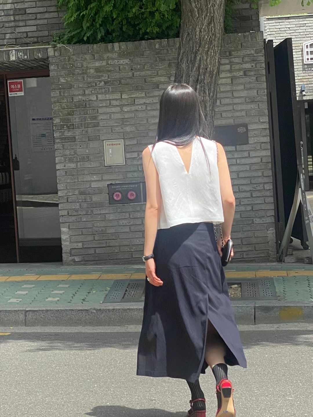 白色