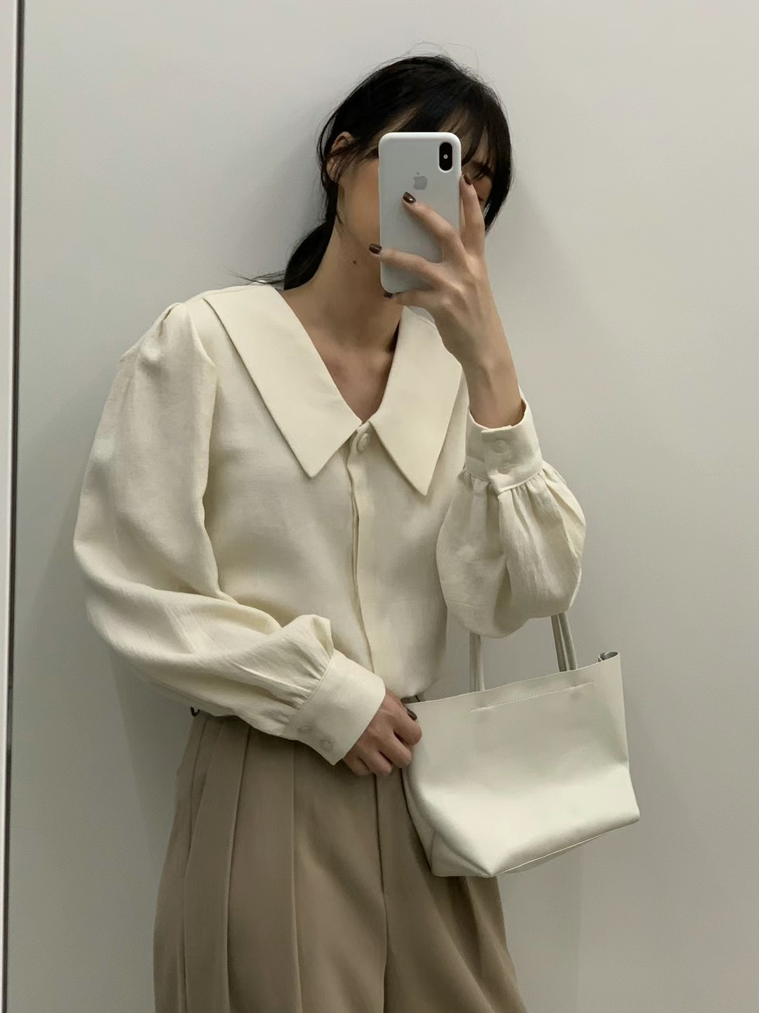 白色
