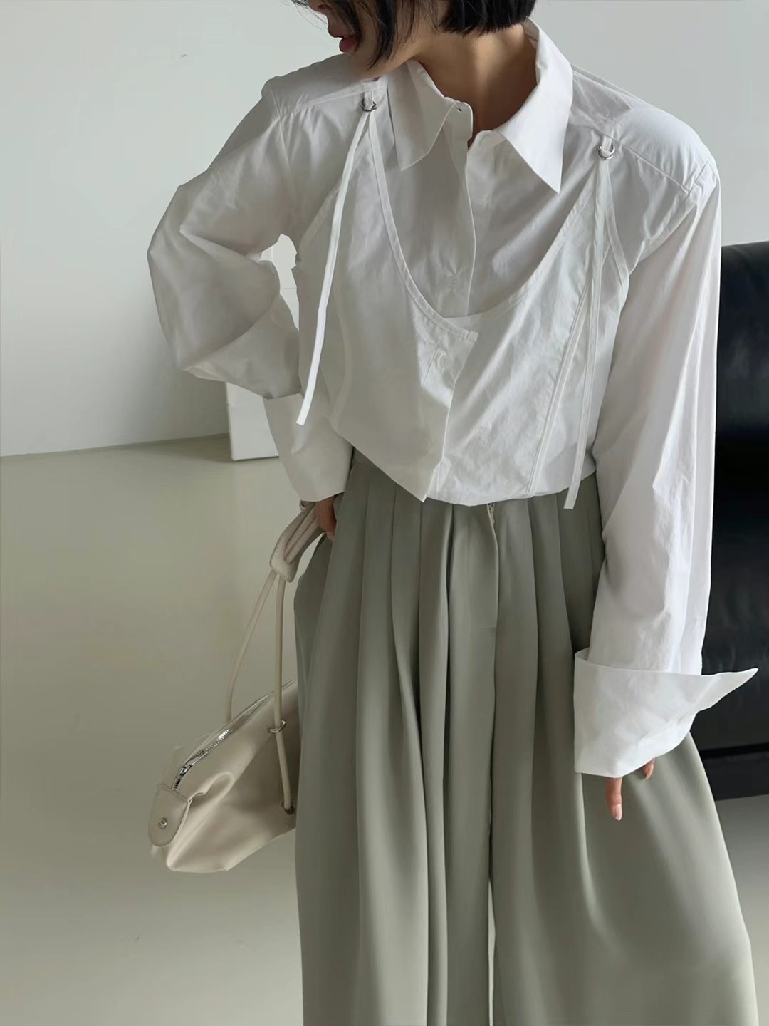 白色