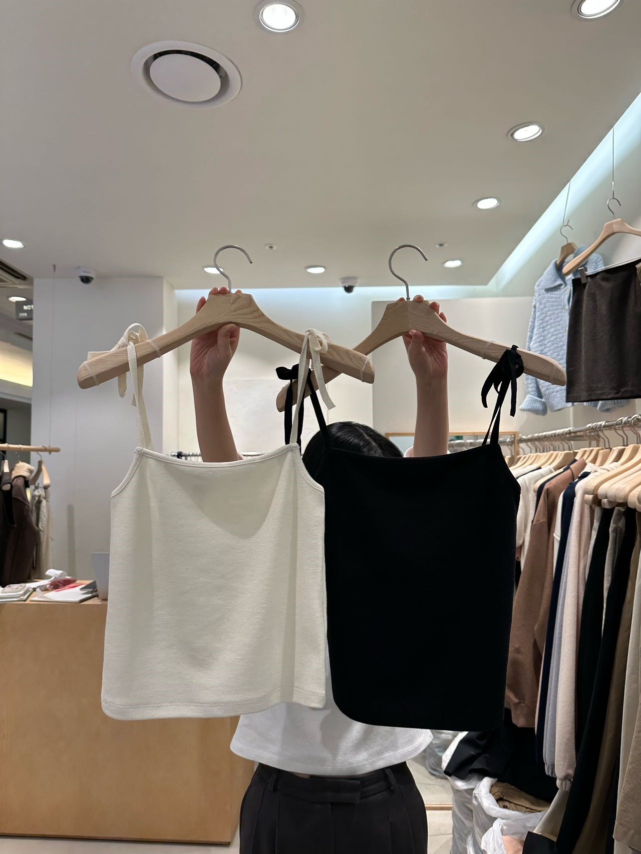 白色