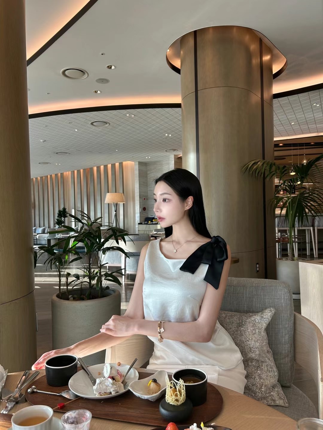 白色