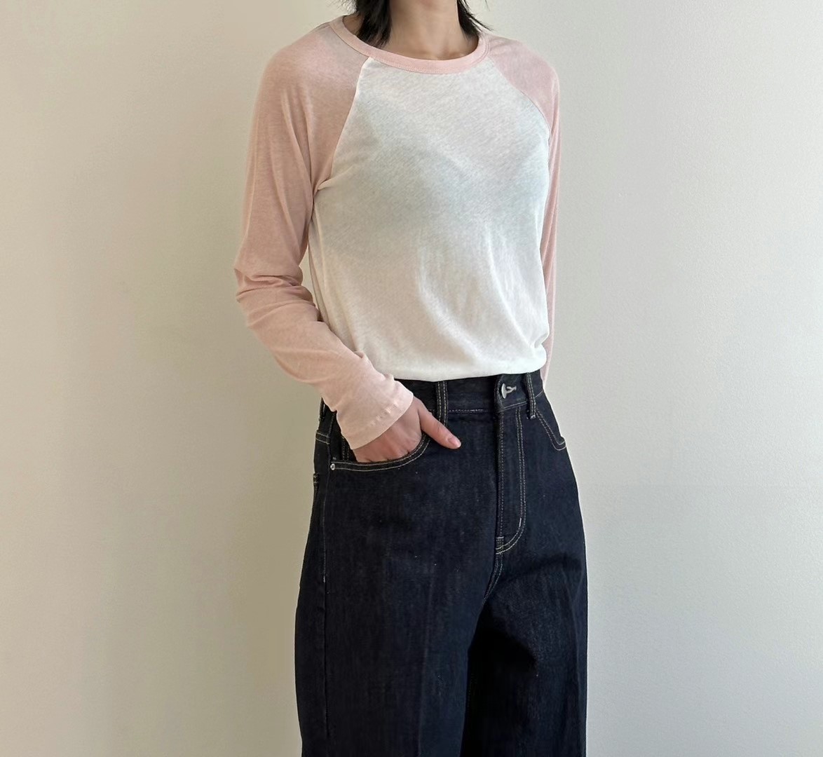 浅粉色