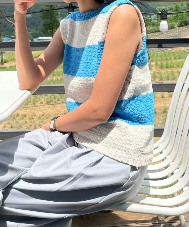 蓝色