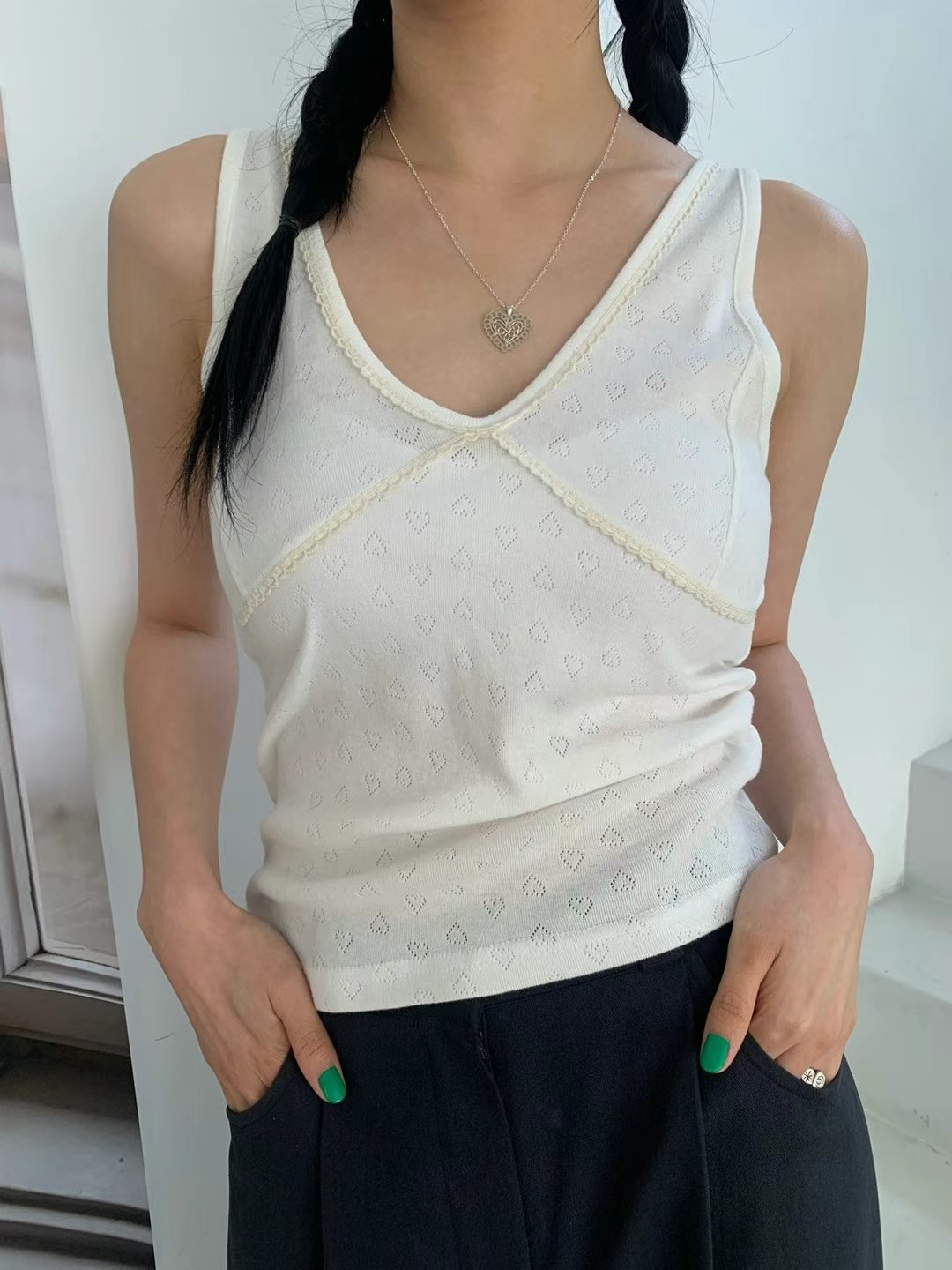 白色