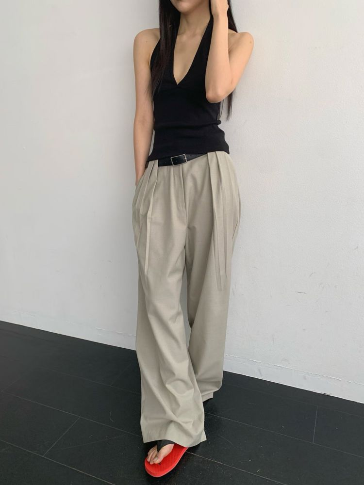 黑色
