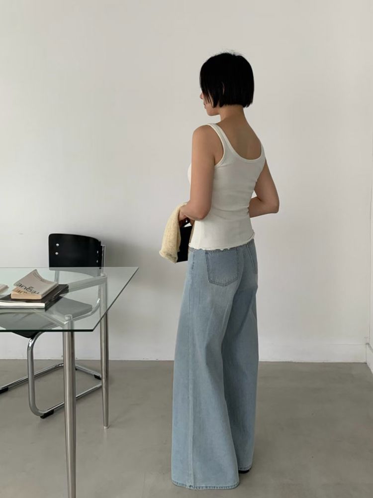 白色