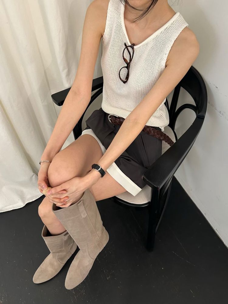 白色