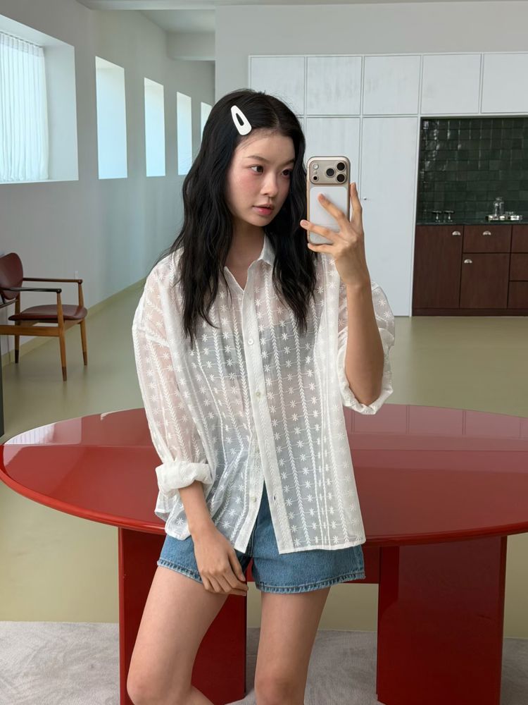 白色
