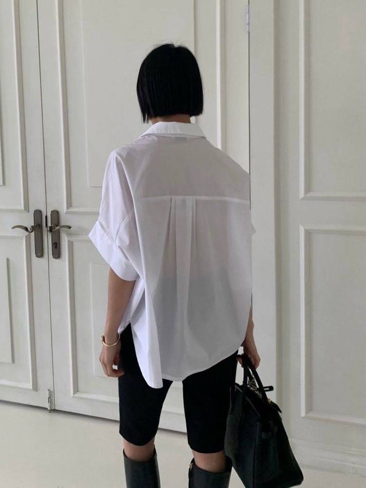 白色
