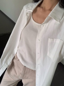 白色