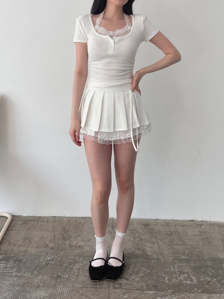 白色