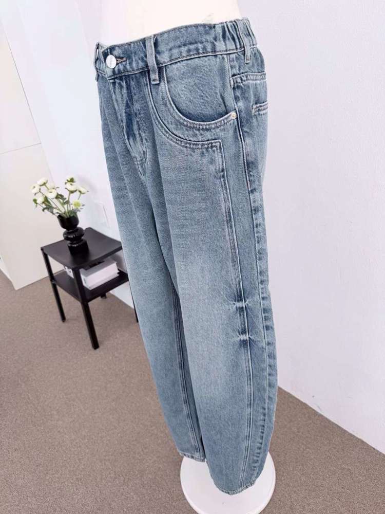 蓝色