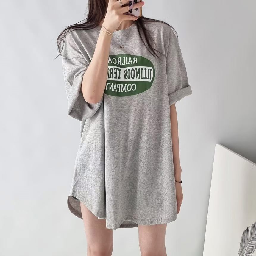 灰色