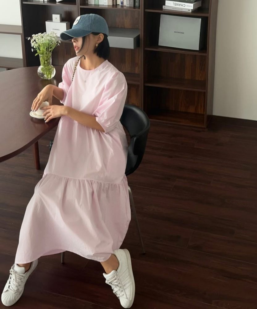 浅粉色