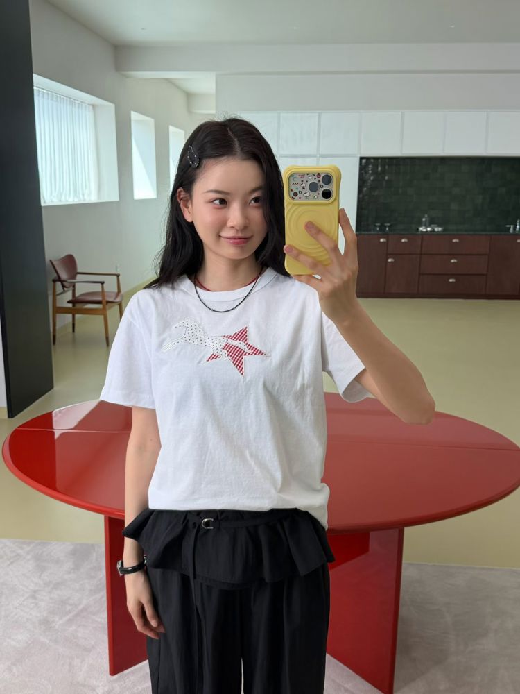 白色
