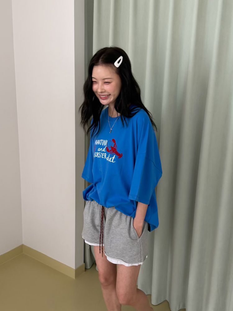 蓝色