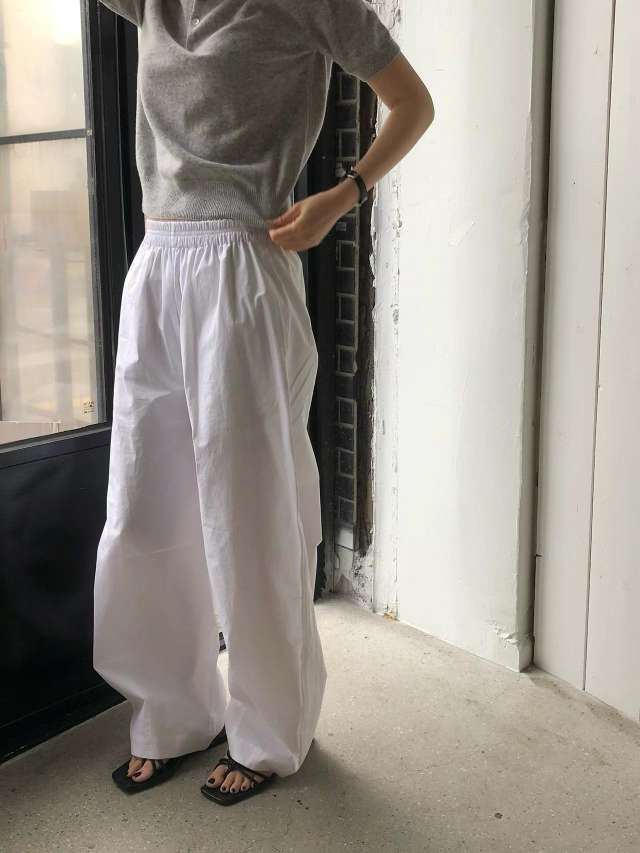 白色