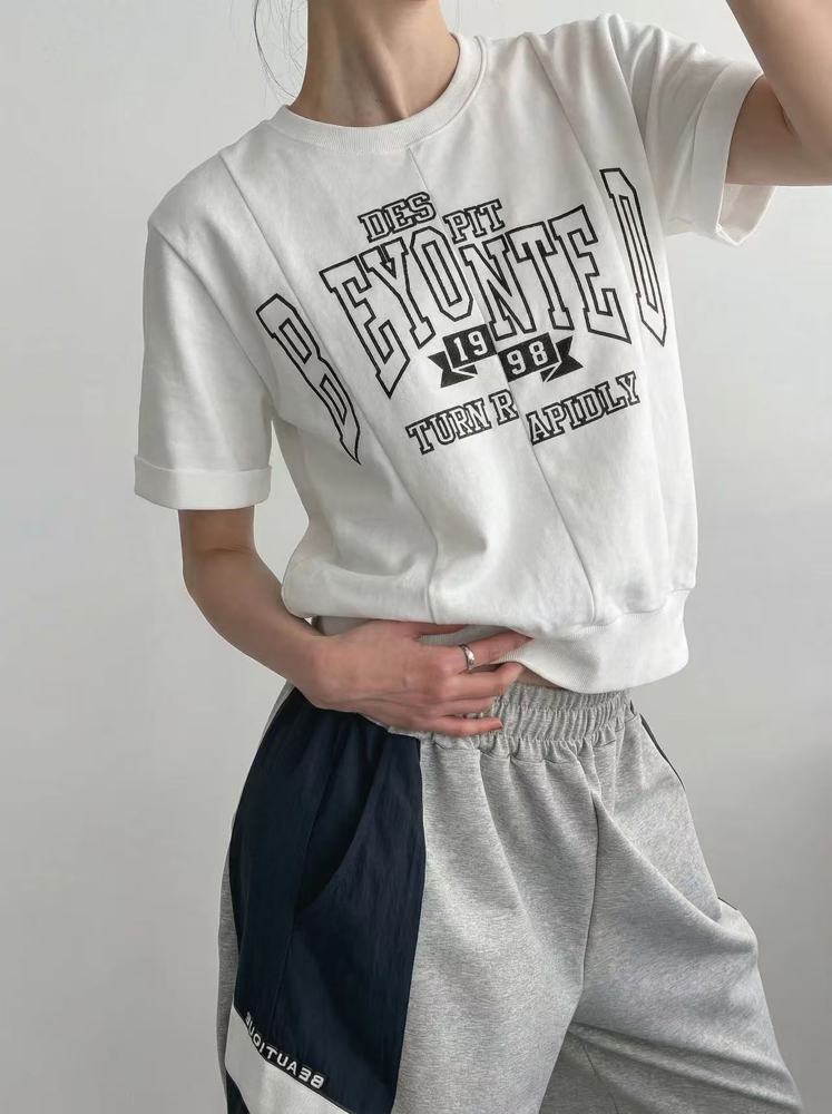 白色