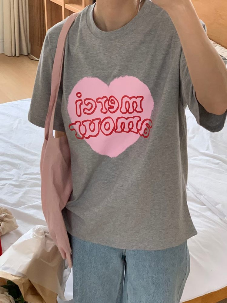 灰色