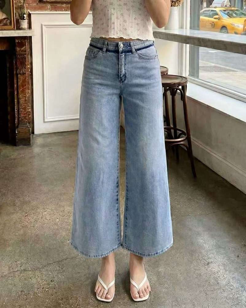蓝色